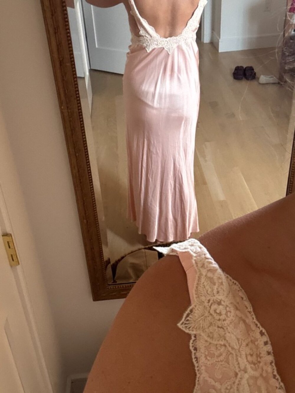 Rumored slip dress - Picture 3 of 3
